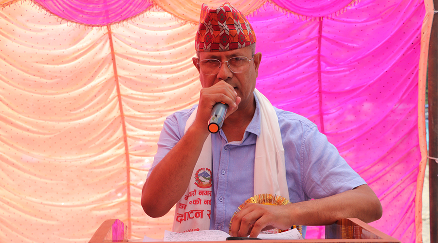मदिरा सेवनपछि सवारी चलाउँदा दुर्घटनामा परे गोदावरीका मेयर वीरेन्द्र भट्ट, एक हजार रुपैयाँ जरिबाना