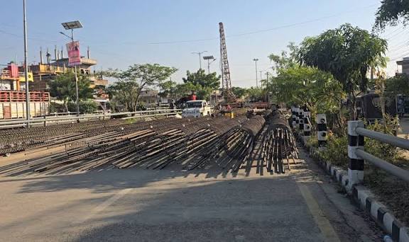 मधेश प्रदेशमा पहिलोपटक १० करोड लागतमा तीन आकाशे पुलकाे निर्माण कार्य सुरू