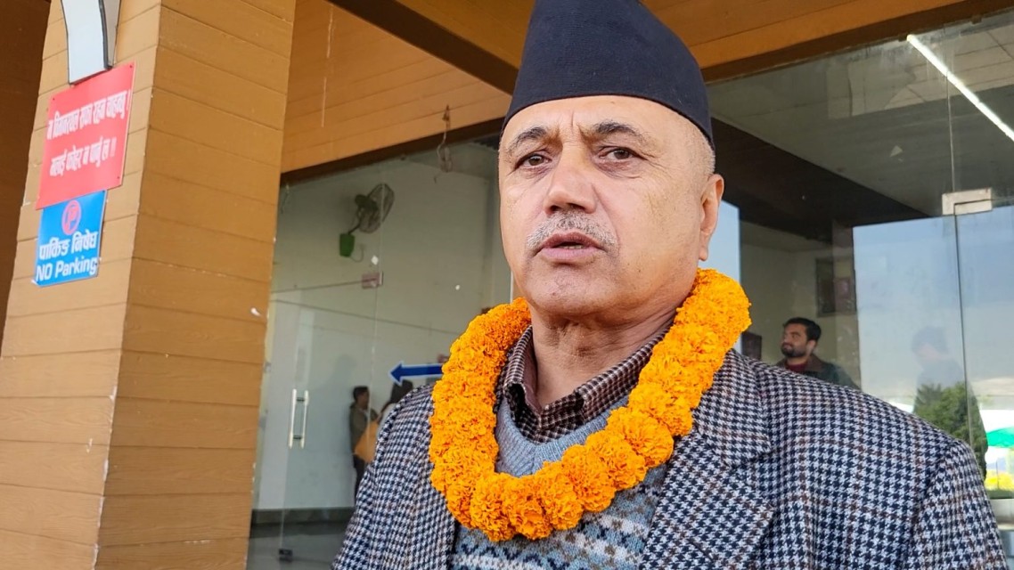 मधेश प्रदेशको राजनीतिक अवस्थाका कारण संघीयतामाथि प्रश्न उठ्योः खगराज अधिकारी