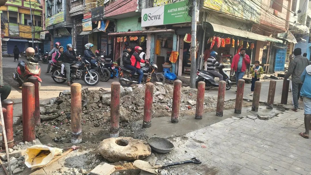 वीरगन्जको गहवामाई मन्दिर परिसर साैन्दर्यकरणकाे काम फेरि सुरु