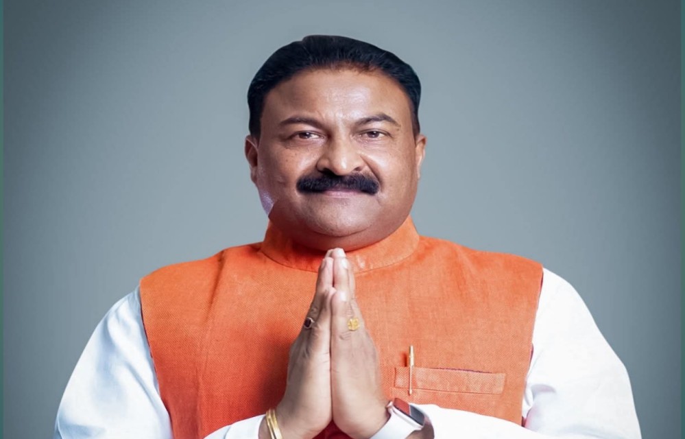 पर्सा क्षेत्र नं. ३ मा विकासको लहर : मन्त्री राजकुमार गुप्ताको सिफारिसमा करोडौंको योजना स्वीकृत, स्थानीयवासी खुसी
