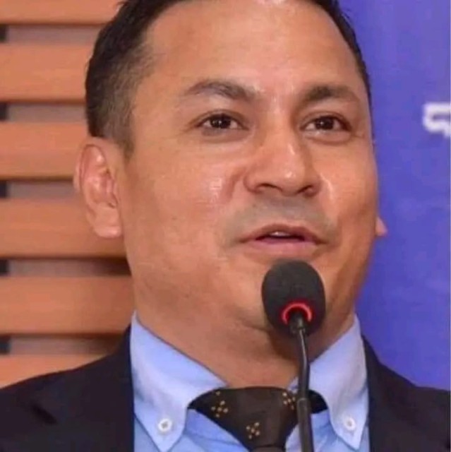 पर्सा निर्वाचन क्षेत्र नम्बर ४ का मतदाता साक्यमा  देख्दैछन् विकासको हुटहुटी