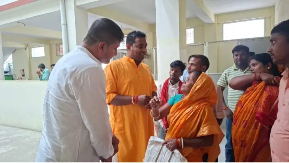 प्रशासनमा सुधारको दबाब: पर्सामा सांसदहरूको आकस्मिक अनुगमन