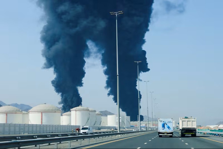 युद्धको निसानामा ठूला इन्धन भण्डारहरू, अमेरिकामै विरोध