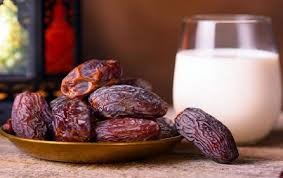 दूधमा छोकडालाई उमालेर पिउँदा हुन्छन् यस्ता फाइदा