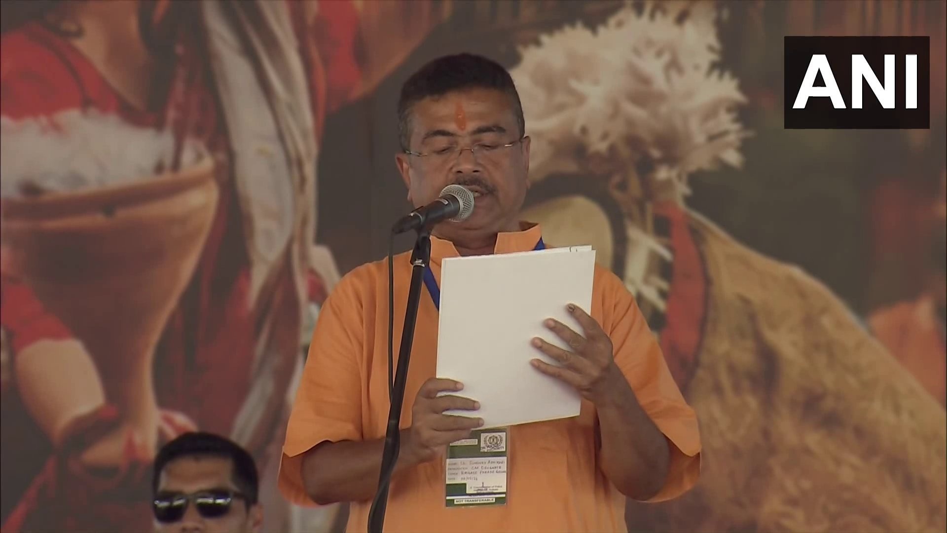 शुभेन्दु अधिकारी बने बंगालका नयाँ मुख्यमन्त्री, शपथपछि लिए मोदीको आशीर्वाद