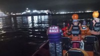 बालीमा ६५ जना सवार डुंगा पल्टिँदा कम्तिमा चार जनाको मृत्यु, ३८ जना बेपत्ता
