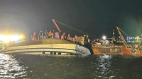 भियतनाममा पर्यटक चढेको डुङ्गा पल्टिँदा ३४ जनाको ज्यान गयो, ११ जनाको उद्धार