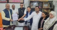 राहत माग्दै मुख्यमन्त्री सिंहलाई ध्यानाकर्षणपत्र