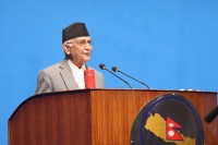 प्रतिनिधि सभा बैठक बस्दै, प्रधानमन्त्री ओलीले सांसदको प्रश्नको जवाफ दिने