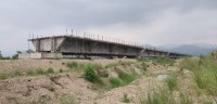 आठ वर्षसम्म पुल अधुरो