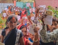 बिहार विधानसभा चुनाव : १८ जिल्लाका १२१ निर्वाचन क्षेत्रमा मतदान सुरु