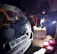 ठूलो परिमाणको गाँजासहित भारतीय कार नियन्त्रणमा