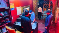 मध्यरातमा पर्सा प्रहरीको छड्के अनुगमन : वीरगञ्जका तीन क्यासिनोमा जाँच, नेपाली नागरिक फेला परेनन्