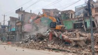 उच्च अदालत जनकपुरको अन्तरिम आदेश : वीरगञ्ज सडक विस्तार कार्यमा रोक