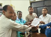 पकाहामैनापुरमा अनियमितता रोक्न माग गर्दै एमालेद्वारा ज्ञापनपत्र