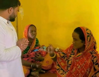स्वास्थ्यकर्मी नहुँदा बर्थिङ सेन्टरको गेटमै सुत्केरी, रौतहटको पोठियाहीमा गम्भीर लापरबाही उजागर