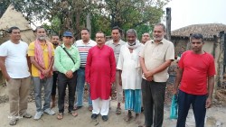 वीरगन्ज कपडा बैंकद्वारा आगलगी पीडित लाई राहत सहयोग प्रदान 