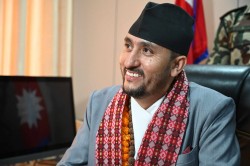 सञ्चारमन्त्रीको पहिलो निर्णय : १० वटा प्रमुख शहरका सार्वजनिक स्थलमा निःशुल्क इन्टरनेट