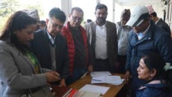 आयोगमा पुन: दल दर्ताको लागि काम शुरू, पाँच लाखभन्दा धेरै नयाँ मतदाता थपिए