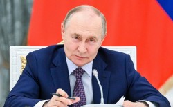 युक्रेनले डोनबास क्षेत्र नछाडे थप बल प्रयोग गर्ने रुसी राष्ट्रपति पुटिनको चेतावनी