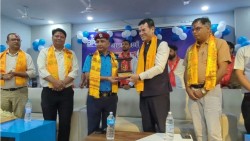गलत गविविधिबाट टाढै रहन विद्यार्थीहरुलाइ एसपी मिश्रको सुझाव