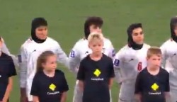 इरानी महिला खेलाडीले राष्ट्रिय गान अस्वीकार गरेपछि लाग्यो ‘देशद्रोही’को आरोप