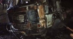 दुर्घटनापछि ट्रकमा आगलागी,चालकको जलेर मृत्यु