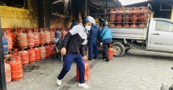 आधा ग्यास भरिएको सिलिन्डर वितरण हुने