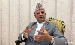 कांग्रेस नेता एवं पूर्वमन्त्री दीपक खड्का पक्राउ