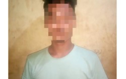 युवतीलाई भारतमा बेच्न लैजाँदै गरेका सिन्धुपाल्चोकका युवक वीरगन्ज नाकाबाट पक्राउ