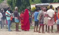 घरबाट युवक लगिएपछि सप्तरीमा तनाव, खोजीको माग गर्दै स्थानीयले प्रहरी चौकी घेरे