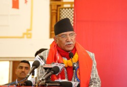 घण्टीमा भोट हाल्ने केन्द्रीय सदस्यलाई कारबाही गर्छौं : प्रचण्ड