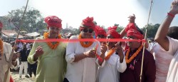 सविधानसभा सदस्य रुङ्टाद्वारा नगवामा बौधी माई महानवमी मेला तथा कुस्ती प्रतियोगिताको उद्घाटन 