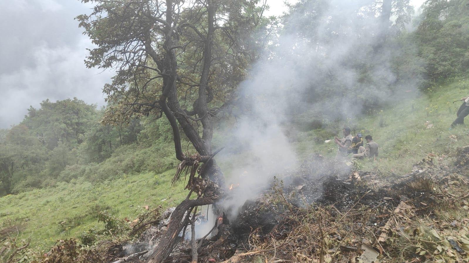 केदारनाथ नजिकै हेलिकप्टर दुर्घटना, पाइलटसहित ७ जनाको मृत्यु