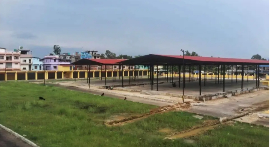 बाराको कोल्हबीमा बन्दै जिल्लाकै नमूना एंव सुविधासम्पन्न हाटबजार