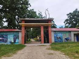 पर्सा राष्ट्रिय निकुञ्ज अन्तर्गतकाे राजमार्गमा सवारी साधन रोक्न निषेध