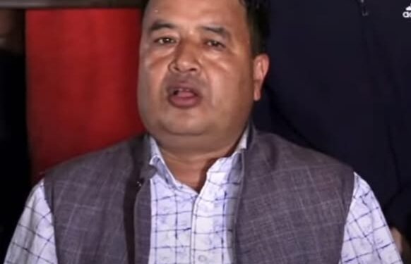 हिम्मत छ भने केपी ओलीलाई पक्राउ गरेर देखाऊ’: महेश बस्नेतको सरकारलाई खुला चुनौती, सम्पत्ति शुद्धीकरणको अनुसन्धान रामेश्वर र कुलमानबाट सुरु गर्न माग