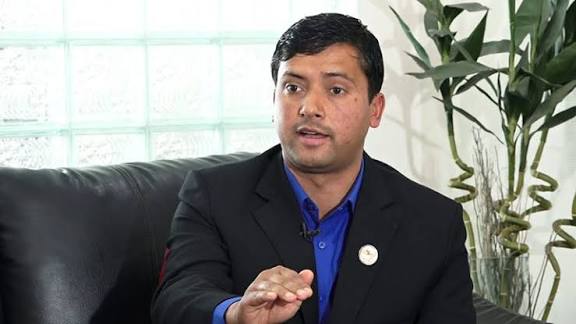 गृहमन्त्रीले प्रतिशोध राखेर पूर्वप्रधानमन्त्रीविरुद्ध झुटो मुद्दा दर्ता गराउन खोज्दैछन्: महेश बर्तौला