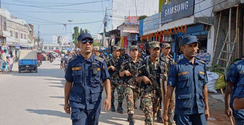 सर्लाहीमा नेपाली सेनासहितको संयुक्त गस्ती