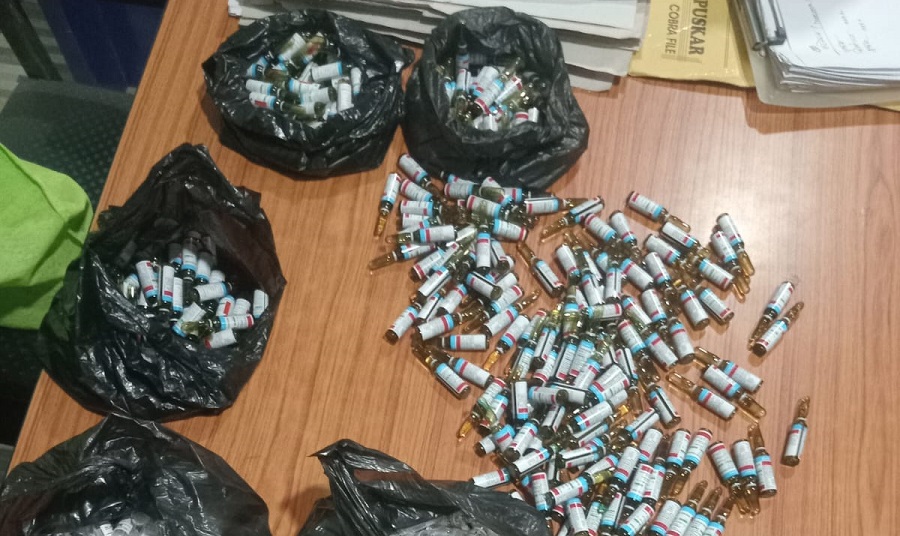 लागुऔषधसहित महिला पक्राउ