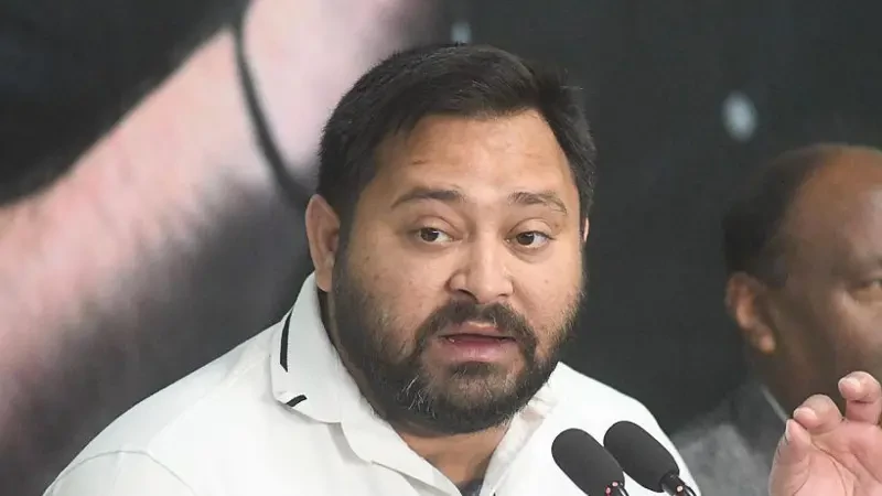 बिहार विधानसभा चुनाव : एनडीएको भारी अग्रता, तेजस्वी–तेजप्रताप दुवै पछाडि