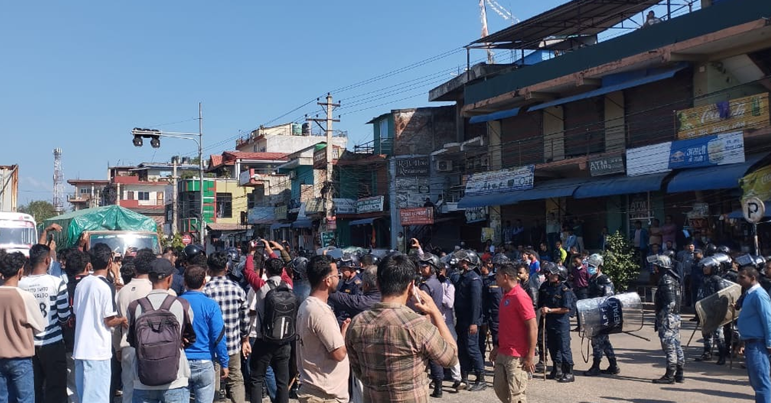 एमाले र जेनजीको झडपपछि सिमरा विमानस्थल आसपास कर्फ्यू