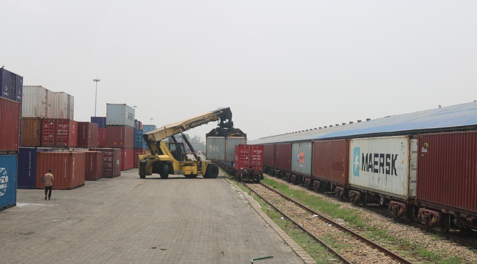 चार महिनामा वीरगन्ज भन्सारले उठायो ३३ अर्ब राजस्व