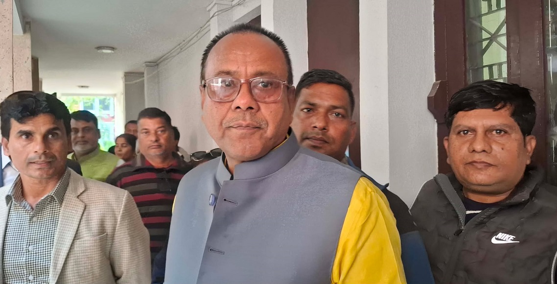 मधेसका मुख्यमन्त्री यादवलाई एमालेले पनि विश्वासको मत दिने