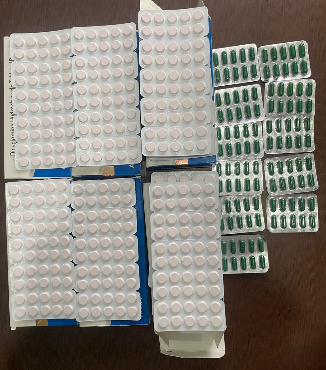 लागु औषध ट्रामाडोल र स्पास्पेन सहित चौधरी पक्राउ