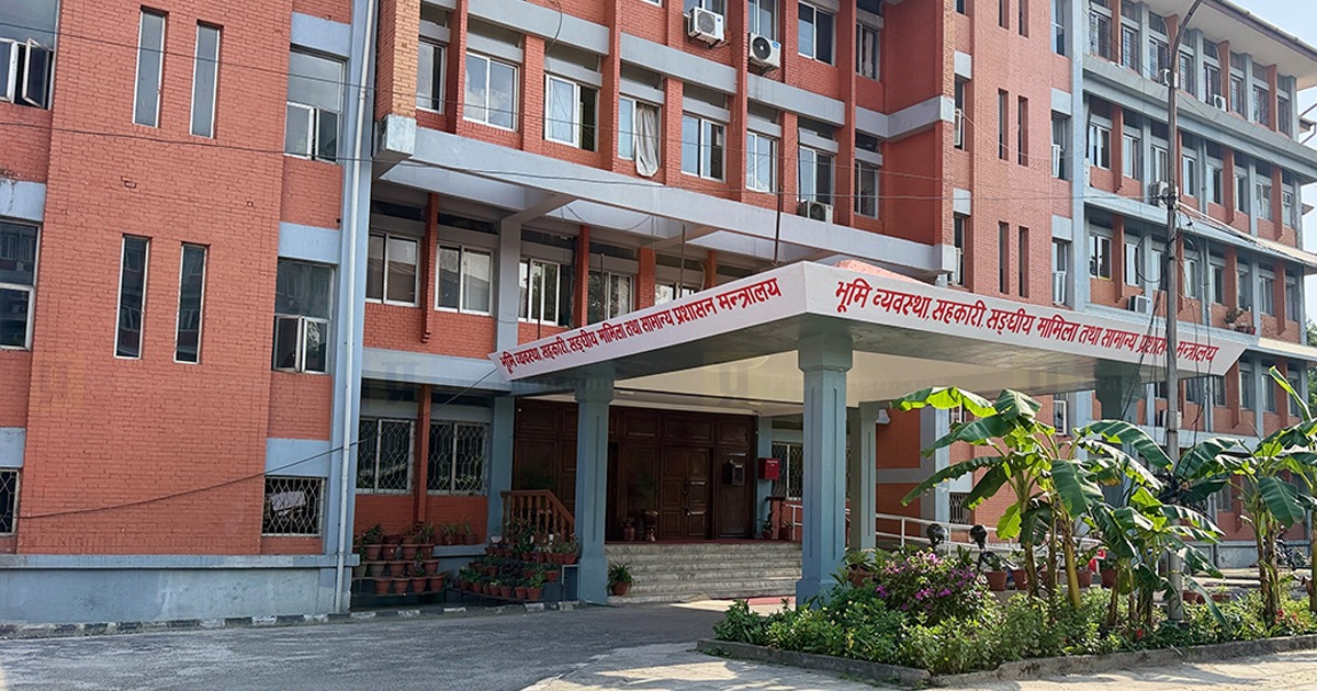 जिराभवानीसहित तीन पालिकाको आर्थिक जिम्मेवारी रद्द