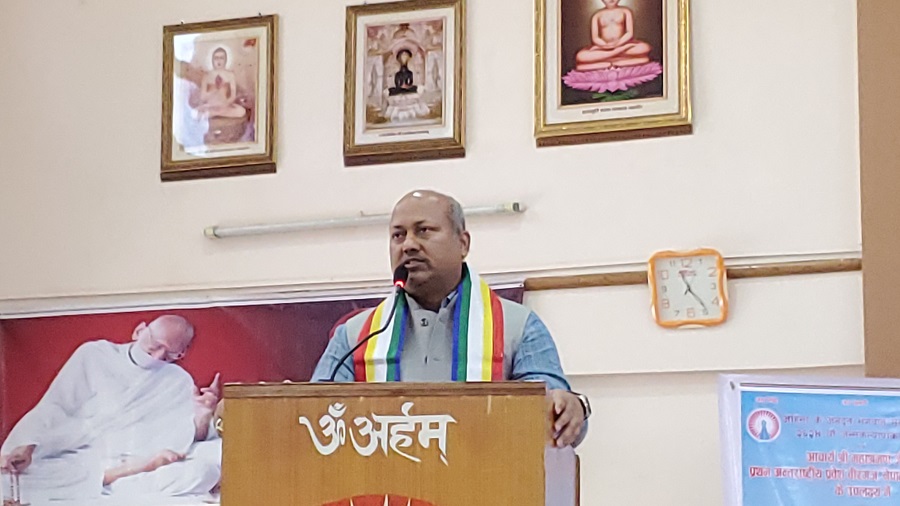 महावीरको जीवनबाट सिक्दै सत्कर्ममा हिँडौँः मुख्यमन्त्री सिंह