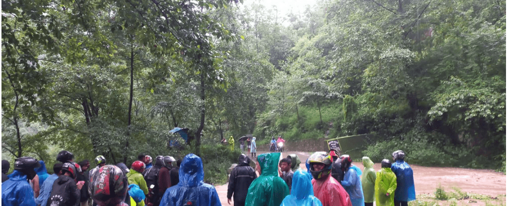 मकवानपुरको सिमखोलामा स्कुटरसहित चालक बेपत्ता