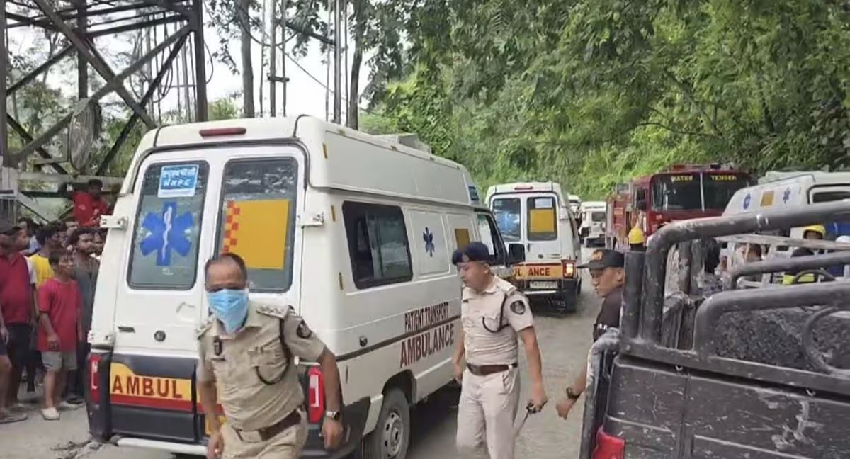 सिक्किममा सुरूङ भासिँदा मृत्यु भएका आठ जनाको शव निकालियो, अझै २५ जना फसेको आशंका